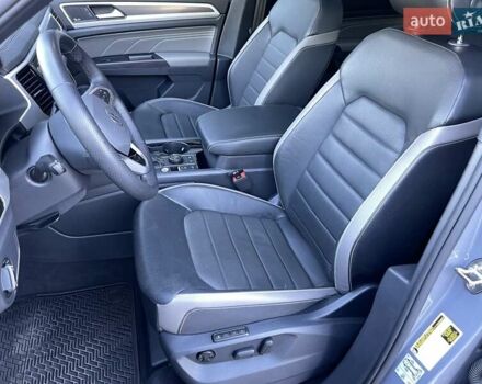 Сірий Фольксваген Atlas Cross Sport, об'ємом двигуна 3.6 л та пробігом 28 тис. км за 33500 $, фото 74 на Automoto.ua