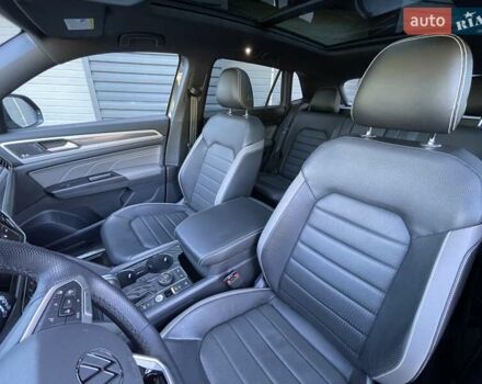 Сірий Фольксваген Atlas Cross Sport, об'ємом двигуна 3.6 л та пробігом 28 тис. км за 33500 $, фото 78 на Automoto.ua