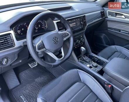Сірий Фольксваген Atlas Cross Sport, об'ємом двигуна 3.6 л та пробігом 28 тис. км за 33500 $, фото 60 на Automoto.ua