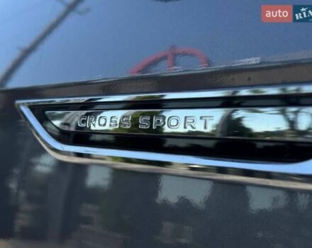 Серый Фольксваген Atlas Cross Sport, объемом двигателя 3.6 л и пробегом 56 тыс. км за 32000 $, фото 4 на Automoto.ua