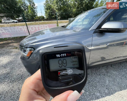 Сірий Фольксваген Atlas Cross Sport, об'ємом двигуна 3.6 л та пробігом 75 тис. км за 33500 $, фото 21 на Automoto.ua