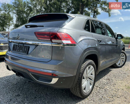 Сірий Фольксваген Atlas Cross Sport, об'ємом двигуна 3.6 л та пробігом 75 тис. км за 33500 $, фото 2 на Automoto.ua