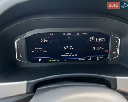 Сірий Фольксваген Atlas Cross Sport, об'ємом двигуна 3.6 л та пробігом 75 тис. км за 33500 $, фото 18 на Automoto.ua