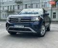 Синий Фольксваген Atlas Cross Sport, объемом двигателя 2 л и пробегом 86 тыс. км за 26400 $, фото 1 на Automoto.ua