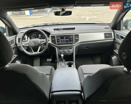 Синий Фольксваген Atlas Cross Sport, объемом двигателя 2 л и пробегом 86 тыс. км за 26400 $, фото 12 на Automoto.ua