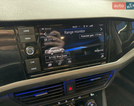 Белый Фольксваген e-Bora, объемом двигателя 0 л и пробегом 82 тыс. км за 12490 $, фото 14 на Automoto.ua