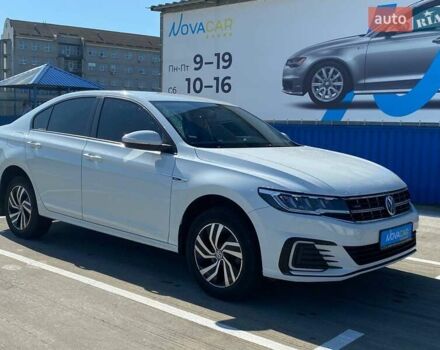 Белый Фольксваген e-Bora, объемом двигателя 0 л и пробегом 82 тыс. км за 13900 $, фото 5 на Automoto.ua