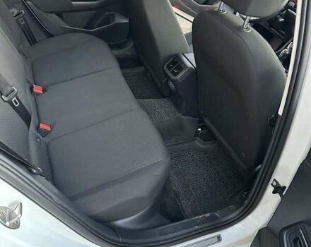 Белый Фольксваген e-Bora, объемом двигателя 0 л и пробегом 63 тыс. км за 13800 $, фото 29 на Automoto.ua