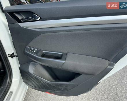 Фольксваген e-Bora 2020 в Днепре (Днепропетровске) на Automoto.ua Белый Фольксваген e-Bora, объемом двигателя 0 л и пробегом 49 тыс. км за 14900 $, фото 21 на Automoto.ua