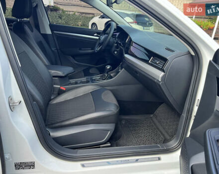 Фольксваген e-Bora 2020 в Днепре (Днепропетровске) на Automoto.ua Белый Фольксваген e-Bora, объемом двигателя 0 л и пробегом 49 тыс. км за 14900 $, фото 19 на Automoto.ua