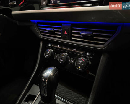 Белый Фольксваген e-Bora, объемом двигателя 0 л и пробегом 46 тыс. км за 17500 $, фото 11 на Automoto.ua