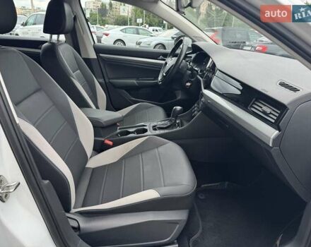 Белый Фольксваген e-Bora, объемом двигателя 0 л и пробегом 59 тыс. км за 14990 $, фото 15 на Automoto.ua