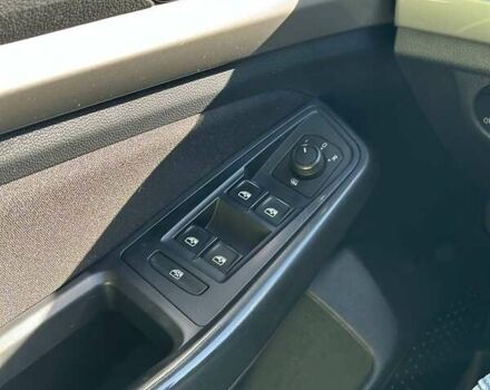 Білий Фольксваген e-Bora, об'ємом двигуна 0 л та пробігом 76 тис. км за 12500 $, фото 11 на Automoto.ua