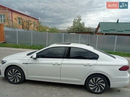 Белый Фольксваген e-Bora, объемом двигателя 0 л и пробегом 65 тыс. км за 15500 $, фото 1 на Automoto.ua