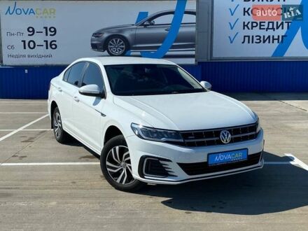 Білий Фольксваген e-Bora, об'ємом двигуна 0 л та пробігом 82 тис. км за 13900 $, фото 1 на Automoto.ua