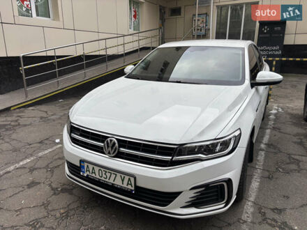 Фольксваген e-Bora 2020 в Киеве на Automoto.ua Белый Фольксваген e-Bora, объемом двигателя 0 л и пробегом 63 тыс. км за 12500 $, фото 1 на Automoto.ua