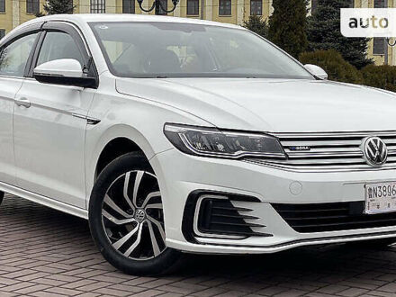 Фольксваген e-Bora 2021 у Дніпро (Дніпропетровську) на Automoto.ua Білий Фольксваген e-Bora, об'ємом двигуна 0 л та пробігом 23 тис. км за 20500 $, фото 1 на Automoto.ua