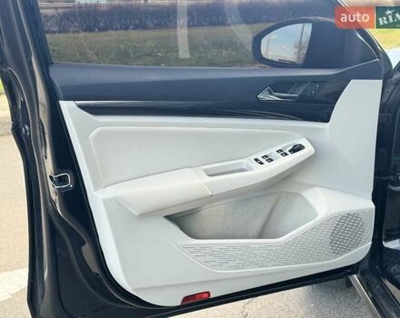 Черный Фольксваген e-Bora, объемом двигателя 0 л и пробегом 48 тыс. км за 15500 $, фото 7 на Automoto.ua