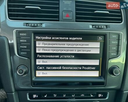 Білий Фольксваген e-Golf, об'ємом двигуна 0 л та пробігом 116 тис. км за 8499 $, фото 26 на Automoto.ua