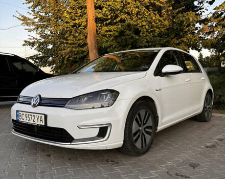 Белый Фольксваген e-Golf, объемом двигателя 0 л и пробегом 151 тыс. км за 8100 $, фото 6 на Automoto.ua