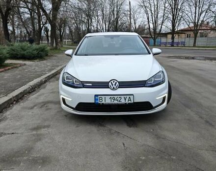 Білий Фольксваген e-Golf, об'ємом двигуна 0 л та пробігом 114 тис. км за 10000 $, фото 2 на Automoto.ua