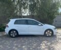 Белый Фольксваген e-Golf, объемом двигателя 0 л и пробегом 72 тыс. км за 8999 $, фото 8 на Automoto.ua