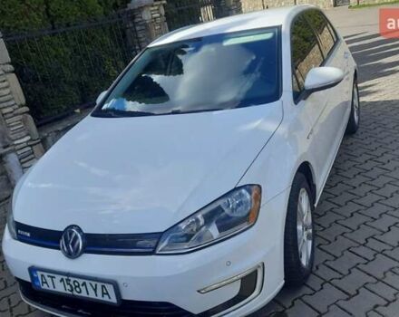 Белый Фольксваген e-Golf, объемом двигателя 0 л и пробегом 160 тыс. км за 7500 $, фото 10 на Automoto.ua