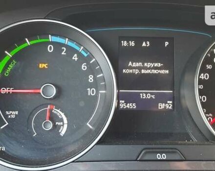 Белый Фольксваген e-Golf, объемом двигателя 0 л и пробегом 107 тыс. км за 8800 $, фото 27 на Automoto.ua