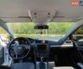 Белый Фольксваген e-Golf, объемом двигателя 0 л и пробегом 56 тыс. км за 10000 $, фото 10 на Automoto.ua