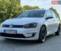 Белый Фольксваген e-Golf, объемом двигателя 0 л и пробегом 96 тыс. км за 8499 $, фото 4 на Automoto.ua
