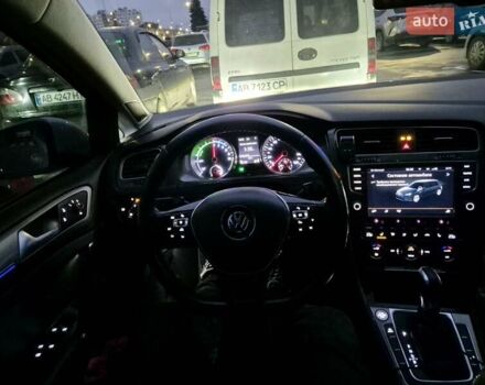 Белый Фольксваген e-Golf, объемом двигателя 0 л и пробегом 186 тыс. км за 8700 $, фото 6 на Automoto.ua