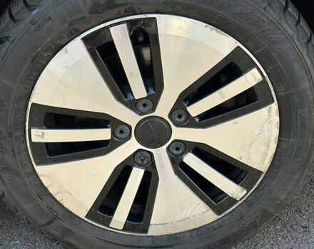 Белый Фольксваген e-Golf, объемом двигателя 0 л и пробегом 114 тыс. км за 10700 $, фото 13 на Automoto.ua