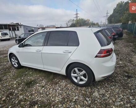 Белый Фольксваген e-Golf, объемом двигателя 0 л и пробегом 99 тыс. км за 7950 $, фото 5 на Automoto.ua
