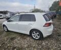 Белый Фольксваген e-Golf, объемом двигателя 0 л и пробегом 99 тыс. км за 7950 $, фото 5 на Automoto.ua