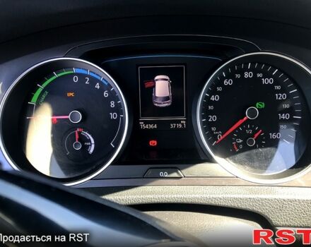 Белый Фольксваген e-Golf, объемом двигателя 0 л и пробегом 154 тыс. км за 9500 $, фото 5 на Automoto.ua