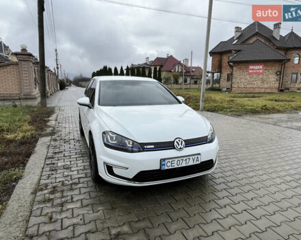 Белый Фольксваген e-Golf, объемом двигателя 0 л и пробегом 104 тыс. км за 9000 $, фото 1 на Automoto.ua