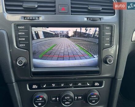 Белый Фольксваген e-Golf, объемом двигателя 0 л и пробегом 127 тыс. км за 8350 $, фото 17 на Automoto.ua