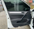 Белый Фольксваген e-Golf, объемом двигателя 0 л и пробегом 104 тыс. км за 9000 $, фото 12 на Automoto.ua
