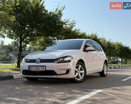 Белый Фольксваген e-Golf, объемом двигателя 0 л и пробегом 95 тыс. км за 9500 $, фото 16 на Automoto.ua