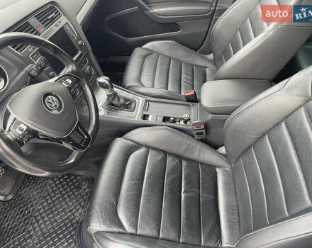 Белый Фольксваген e-Golf, объемом двигателя 0 л и пробегом 92 тыс. км за 9500 $, фото 25 на Automoto.ua