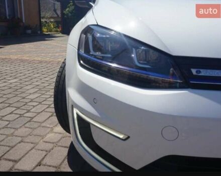 Білий Фольксваген e-Golf, об'ємом двигуна 0 л та пробігом 142 тис. км за 7900 $, фото 1 на Automoto.ua