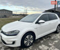 Белый Фольксваген e-Golf, объемом двигателя 0 л и пробегом 125 тыс. км за 10990 $, фото 1 на Automoto.ua
