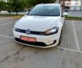 Білий Фольксваген e-Golf, об'ємом двигуна 0 л та пробігом 99 тис. км за 12700 $, фото 22 на Automoto.ua