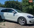 Белый Фольксваген e-Golf, объемом двигателя 0 л и пробегом 145 тыс. км за 8500 $, фото 2 на Automoto.ua