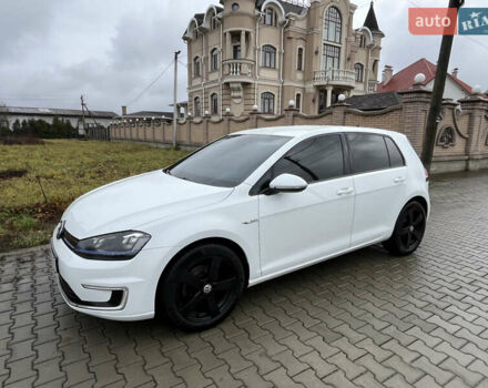 Белый Фольксваген e-Golf, объемом двигателя 0 л и пробегом 104 тыс. км за 9000 $, фото 3 на Automoto.ua
