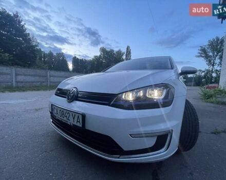 Белый Фольксваген e-Golf, объемом двигателя 0 л и пробегом 205 тыс. км за 8700 $, фото 10 на Automoto.ua