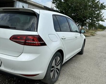 Белый Фольксваген e-Golf, объемом двигателя 0 л и пробегом 118 тыс. км за 10500 $, фото 6 на Automoto.ua