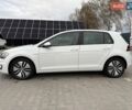Белый Фольксваген e-Golf, объемом двигателя 0 л и пробегом 97 тыс. км за 8700 $, фото 13 на Automoto.ua