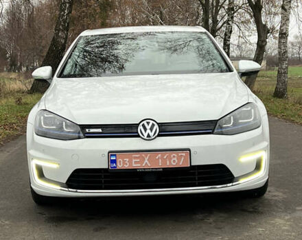 Белый Фольксваген e-Golf, объемом двигателя 0 л и пробегом 126 тыс. км за 8550 $, фото 2 на Automoto.ua