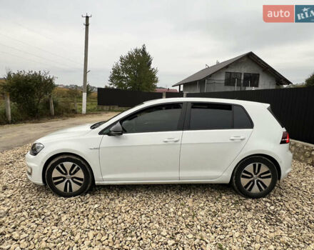 Белый Фольксваген e-Golf, объемом двигателя 0 л и пробегом 110 тыс. км за 8490 $, фото 49 на Automoto.ua